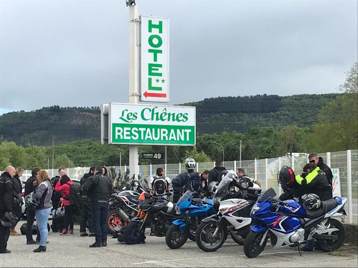 Hotel Les Chênes Sisteron Exterior foto